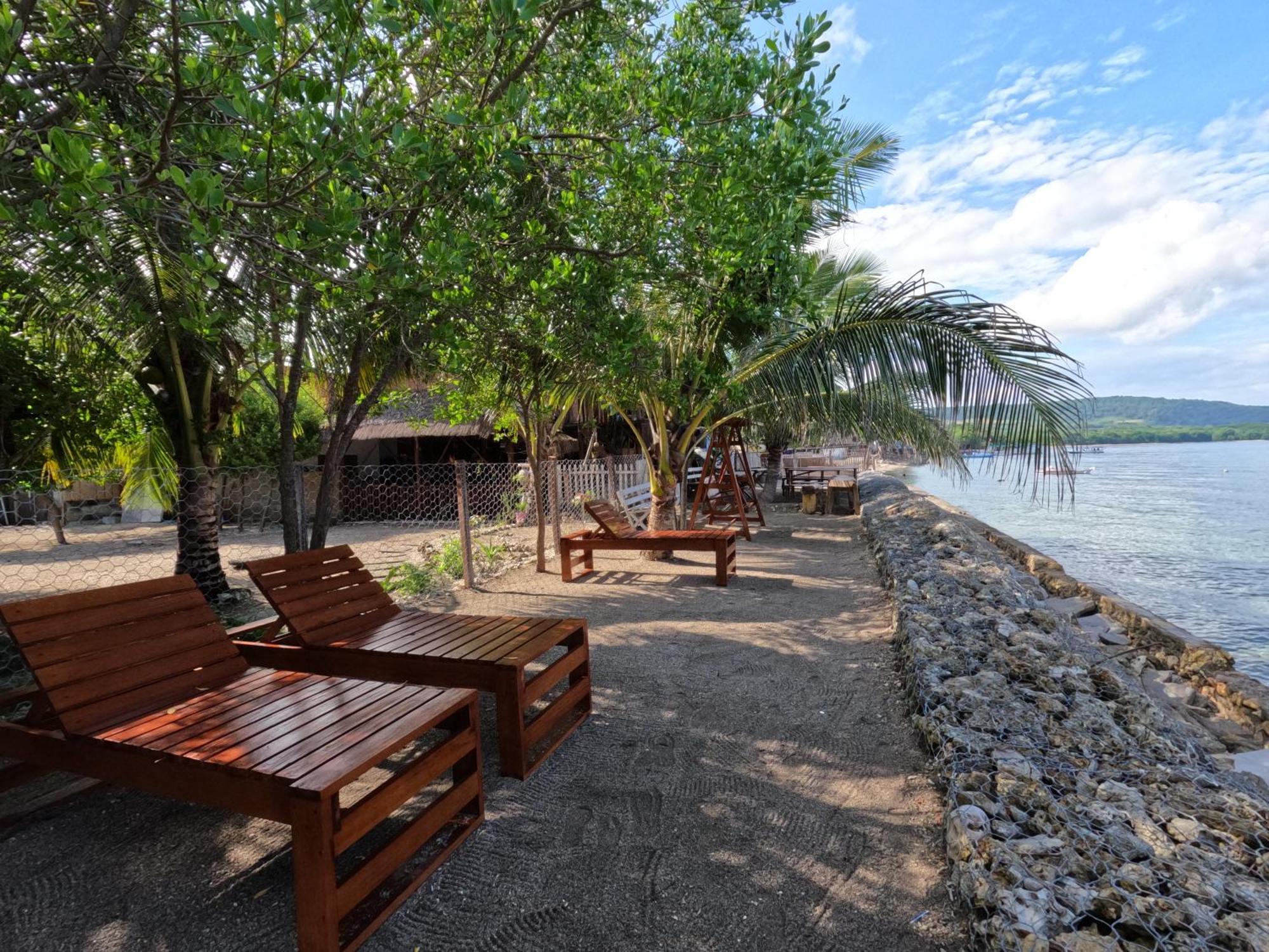 Maryan Moyo Bungalows & Resto Moyo Island エクステリア 写真