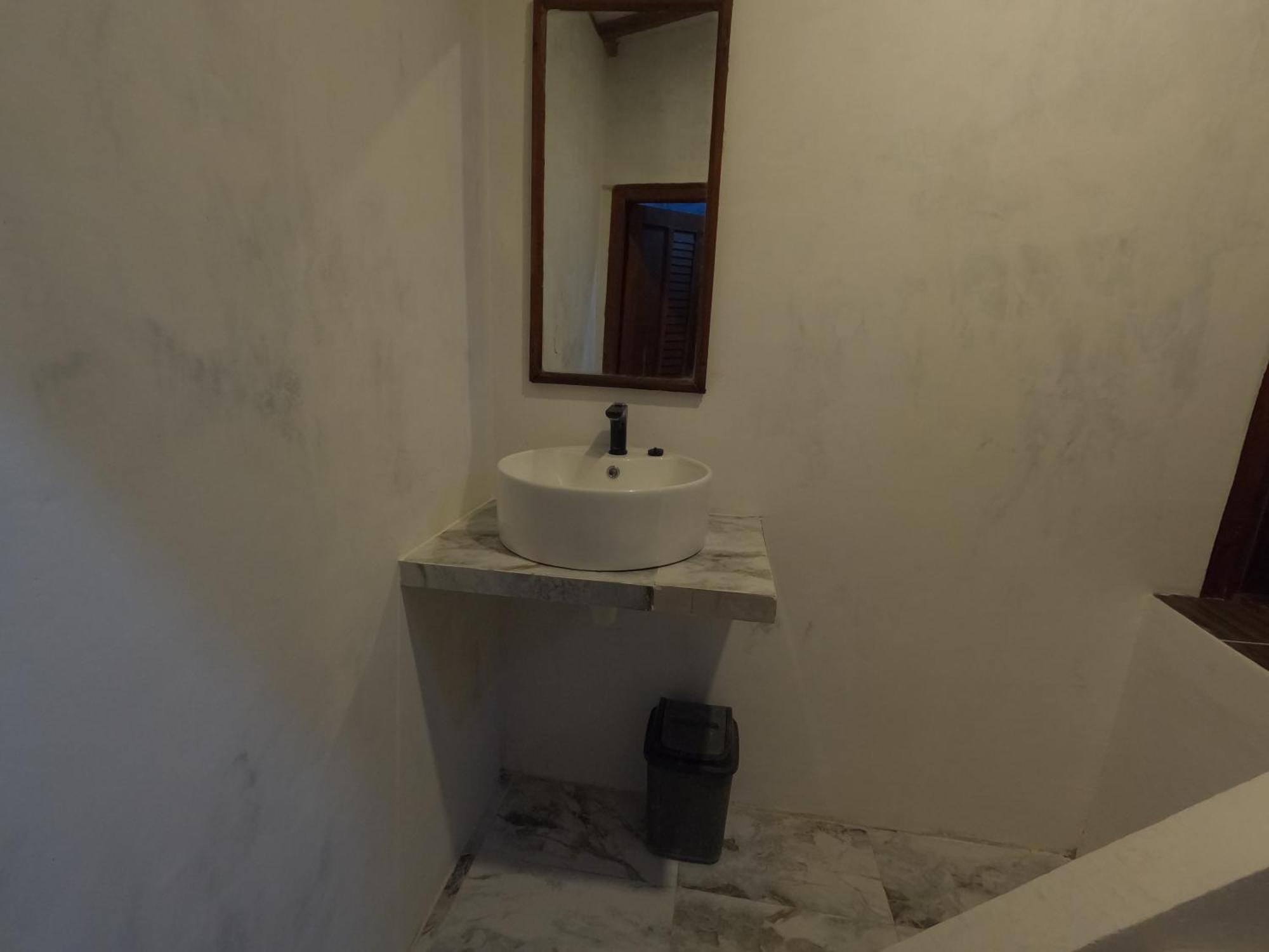 Maryan Moyo Bungalows & Resto Moyo Island エクステリア 写真