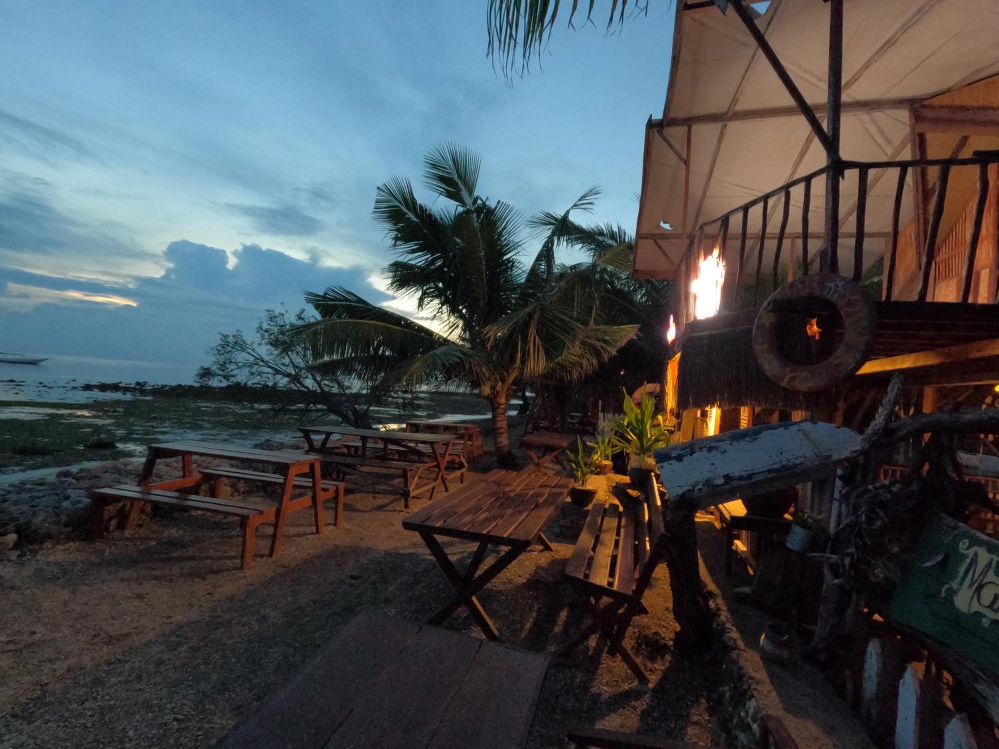 Maryan Moyo Bungalows & Resto Moyo Island エクステリア 写真